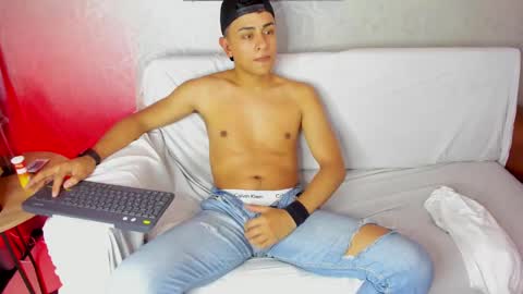 Leo online show from 01/27/25, 05:15