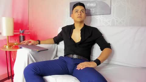 Leo online show from 02/04/25, 11:27