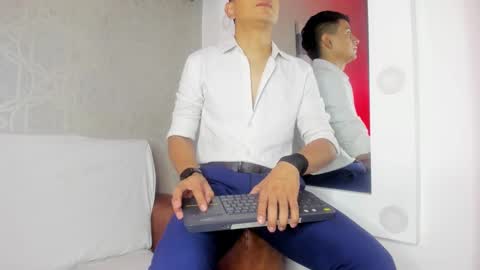 Leo online show from 02/18/25, 11:11