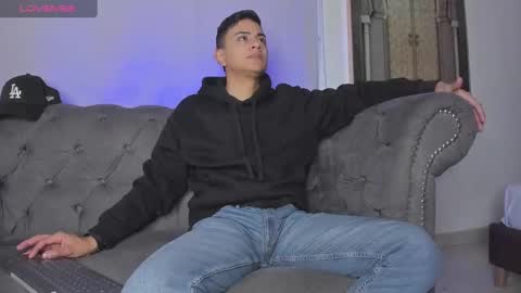 Leo online show from 02/19/25, 11:06