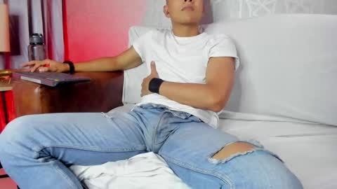 Leo online show from 02/23/25, 05:50