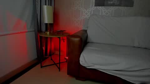 Leo online show from 02/25/25, 11:19