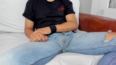 Leo online show from 03/06/25, 02:29