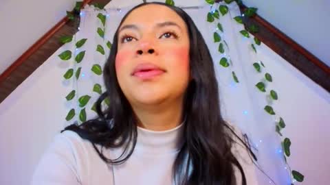 luciia_sweeet online show from 01/16/26, 03:49