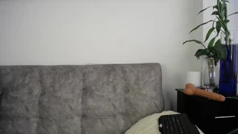 luciiana online show from 04/29/26, 03:49