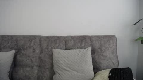 luciiana online show from 05/15/26, 06:04