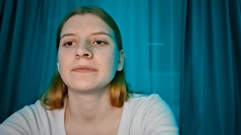 Monika online show from 11/11/25, 07:47