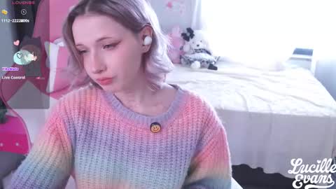 Lucy UwU online show from 02/05/26, 10:09