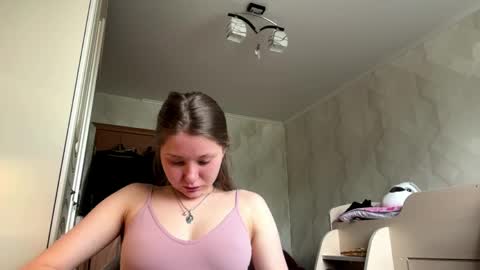 Maya online show from 04/15/26, 06:20