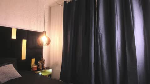 Snapshot of lucio__fox chatting on 02/18/26, 11:50 Lucio online show from 02/18/26, 11:50