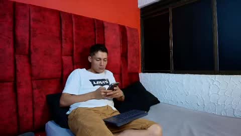 LUCK AND SAMUEL online show from 04/13/26, 02:17