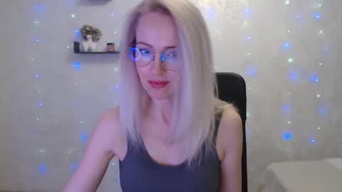 Arina online show from 03/06/25, 05:11