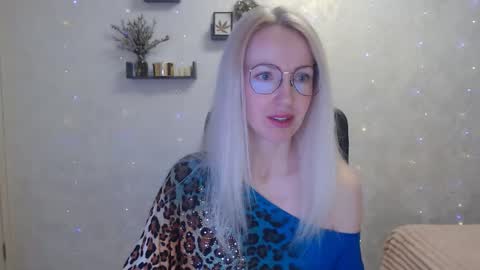Arina online show from 04/01/26, 04:59