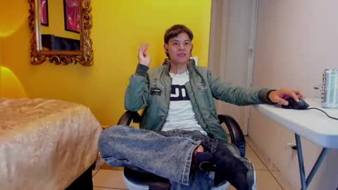 luckk_ online show from 06/08/26, 01:09