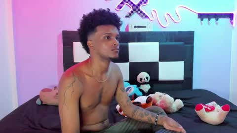 Snapshot of lucky_boys_x chatting on 05/24/26, 01:49 Stven online show from 05/24/26, 01:49