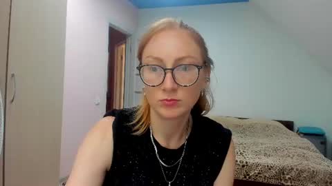 Snapshot of lucky_licky20 chatting on 07/11/26, 04:59 lucky_licky20 online show from 07/11/26, 04:59