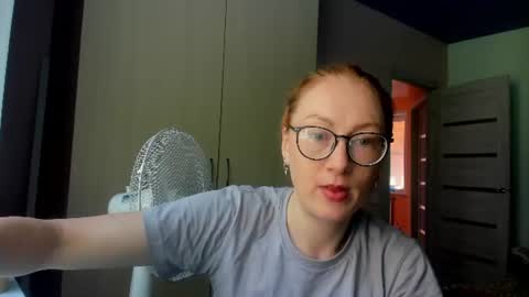 Snapshot of lucky_licky20 chatting on 07/14/26, 01:52 lucky_licky20 online show from 07/14/26, 01:52