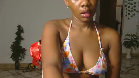 lucky_n_shyshy online show from 11/13/25, 09:52