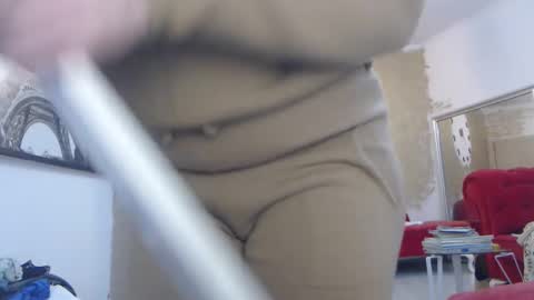 Ana online show from 12/04/25, 11:41