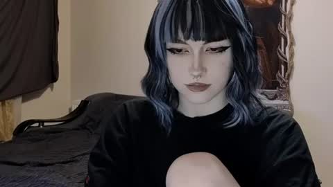 Snapshot of luckybastrad0677 chatting on 07/07/26, 05:39 luckybastrad0677 online show from 07/07/26, 05:39