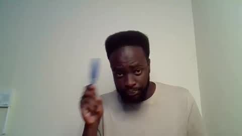 Snapshot of luckycharly chatting on 10/25/25, 09:50 MASTER DOM online show from 10/25/25, 09:50