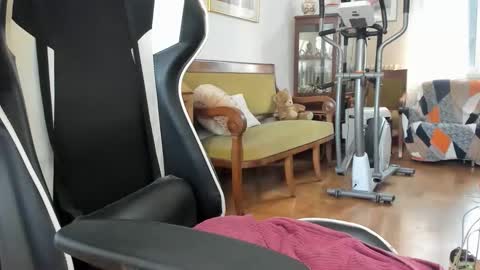 Lucky online show from 04/28/26, 09:03