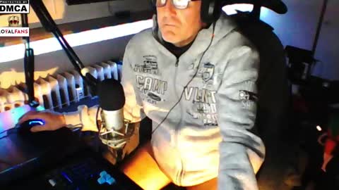        call me  Stefan online show from 12/25/24, 12:16