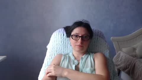 Snapshot of luckylinda23 chatting on 06/20/26, 09:12 luckylinda23 online show from 06/20/26, 09:12