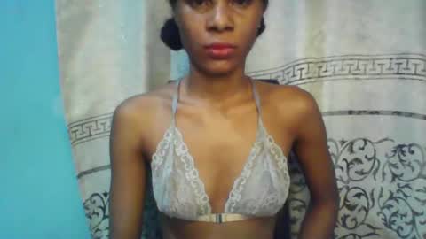 Gloria online show from 02/11/25, 03:29