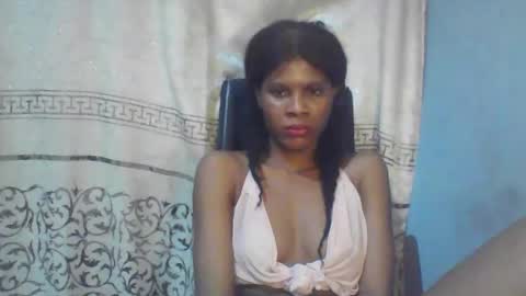 Gloria online show from 09/25/25, 02:15