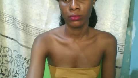 Snapshot of luckymadequeen chatting on 06/06/26, 11:31 Gloria online show from 06/06/26, 11:31