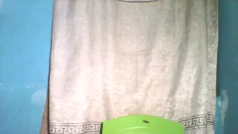 Snapshot of luckymadequeen chatting on 07/10/26, 11:07 Gloria online show from 07/10/26, 11:07