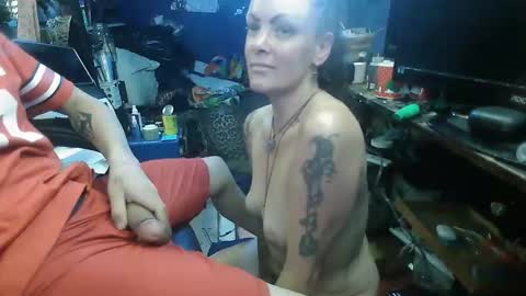 Snapshot of luckymash chatting on 02/19/26, 12:01 luckymash online show from 02/19/26, 12:01