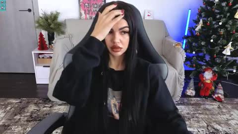 Monika online show from 01/18/26, 10:19