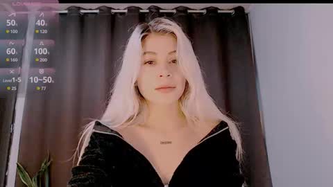 luckysapphire777 online show from 09/30/25, 11:26