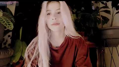 Snapshot of luckysapphire777 chatting on 10/16/25, 11:11 luckysapphire777 online show from 10/16/25, 11:11