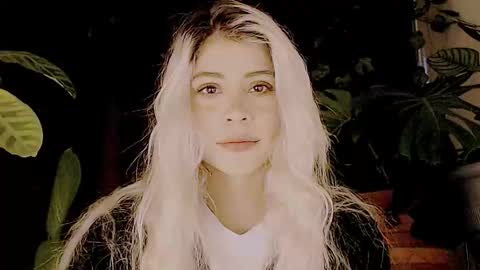 luckysapphire777 online show from 10/30/25, 07:10