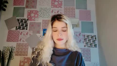 Snapshot of luckysapphire777 chatting on 11/08/25, 07:08 luckysapphire777 online show from 11/08/25, 07:08