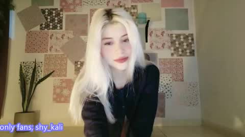 Snapshot of luckysapphire777 chatting on 12/16/25, 09:03 luckysapphire777 online show from 12/16/25, 09:03