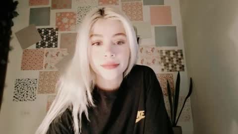 luckysapphire777 online show from 03/16/26, 09:13