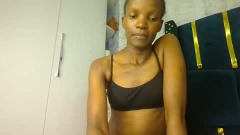 brielle online show from 09/25/25, 04:05