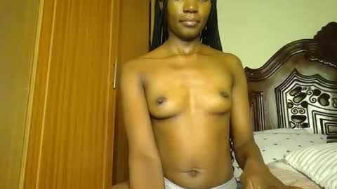 Snapshot of luckyy003 chatting on 05/10/26, 11:43 brielle online show from 05/10/26, 11:43