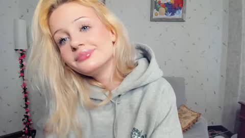 Snapshot of luckyy_tickets_ chatting on 02/21/26, 08:15 Alice online show from 02/21/26, 08:15