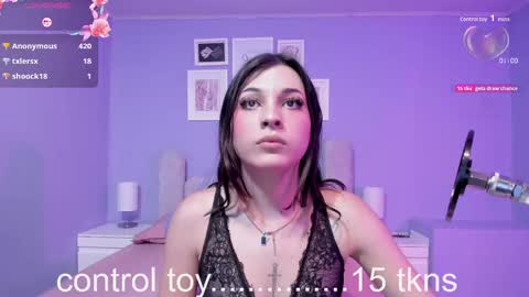 Snapshot of lucrecia_sucker chatting on 09/19/25, 07:47 Lu online show from 09/19/25, 07:47