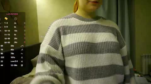 Rinredhead Gloriawith glasses Rayanother glasses online show from 01/12/26, 05:29