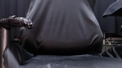 lucretiasissygothic online show from 10/04/25, 04:21