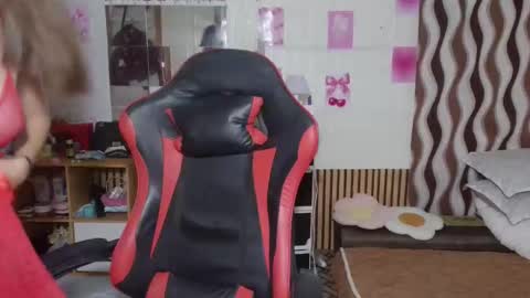 lucsin online show from 04/04/26, 08:45