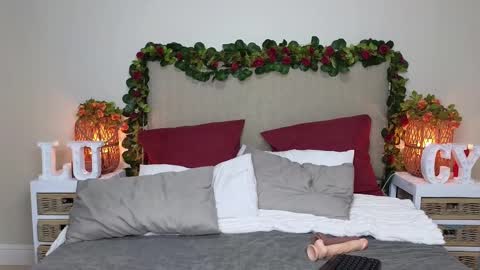 Snapshot of lucy1990xxx chatting on 03/11/25, 09:15 Lucy online show from 03/11/25, 09:15