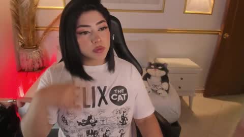 lucy online show from 02/12/25, 05:37