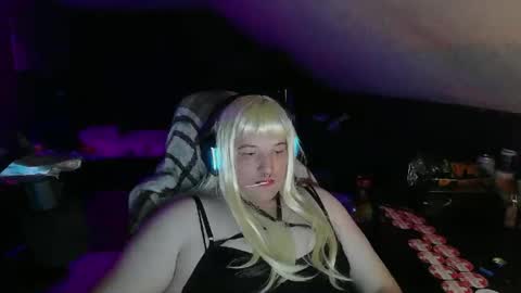 Snapshot of lucy43333 chatting on 11/22/25, 07:13 lucy43333 online show from 11/22/25, 07:13